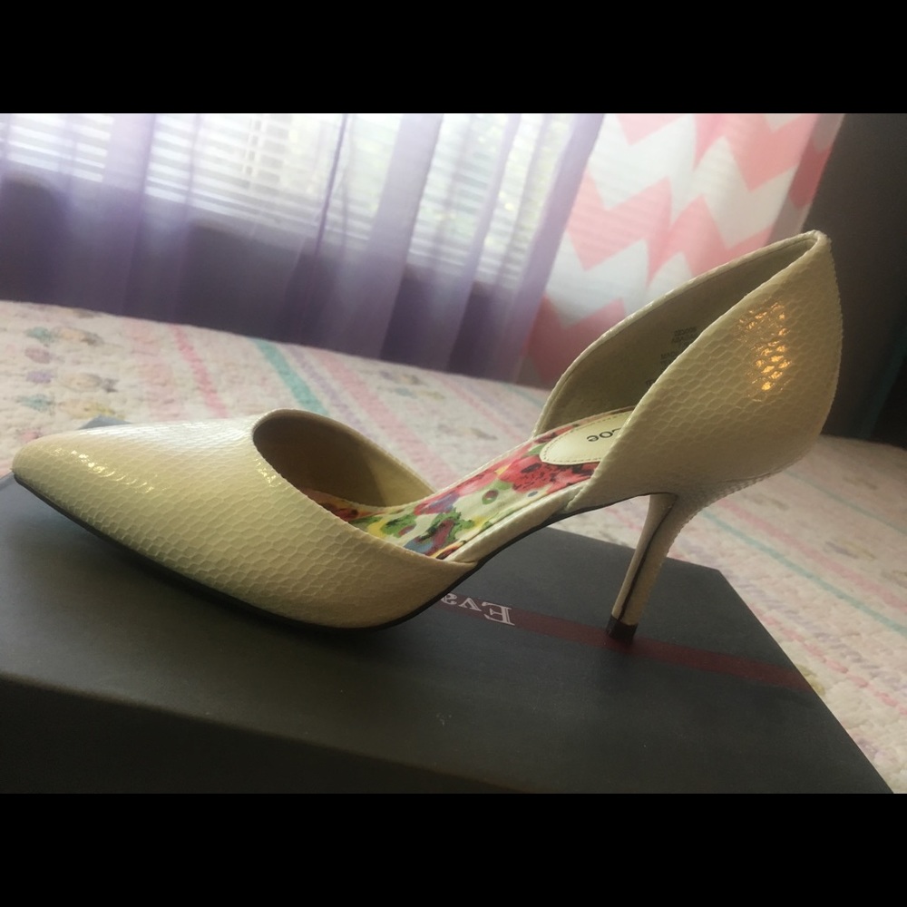 Look new never use